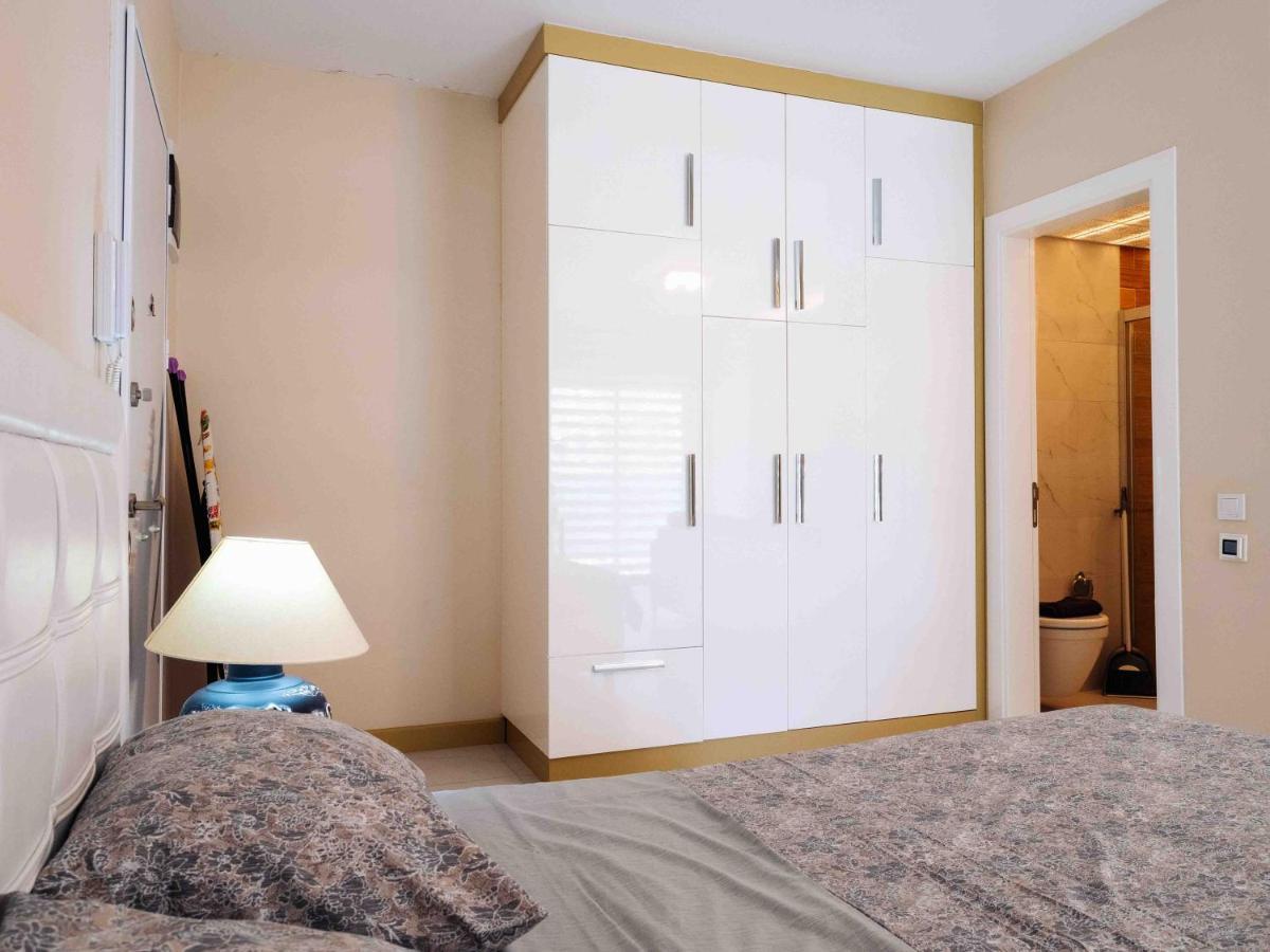 Granada Apartment