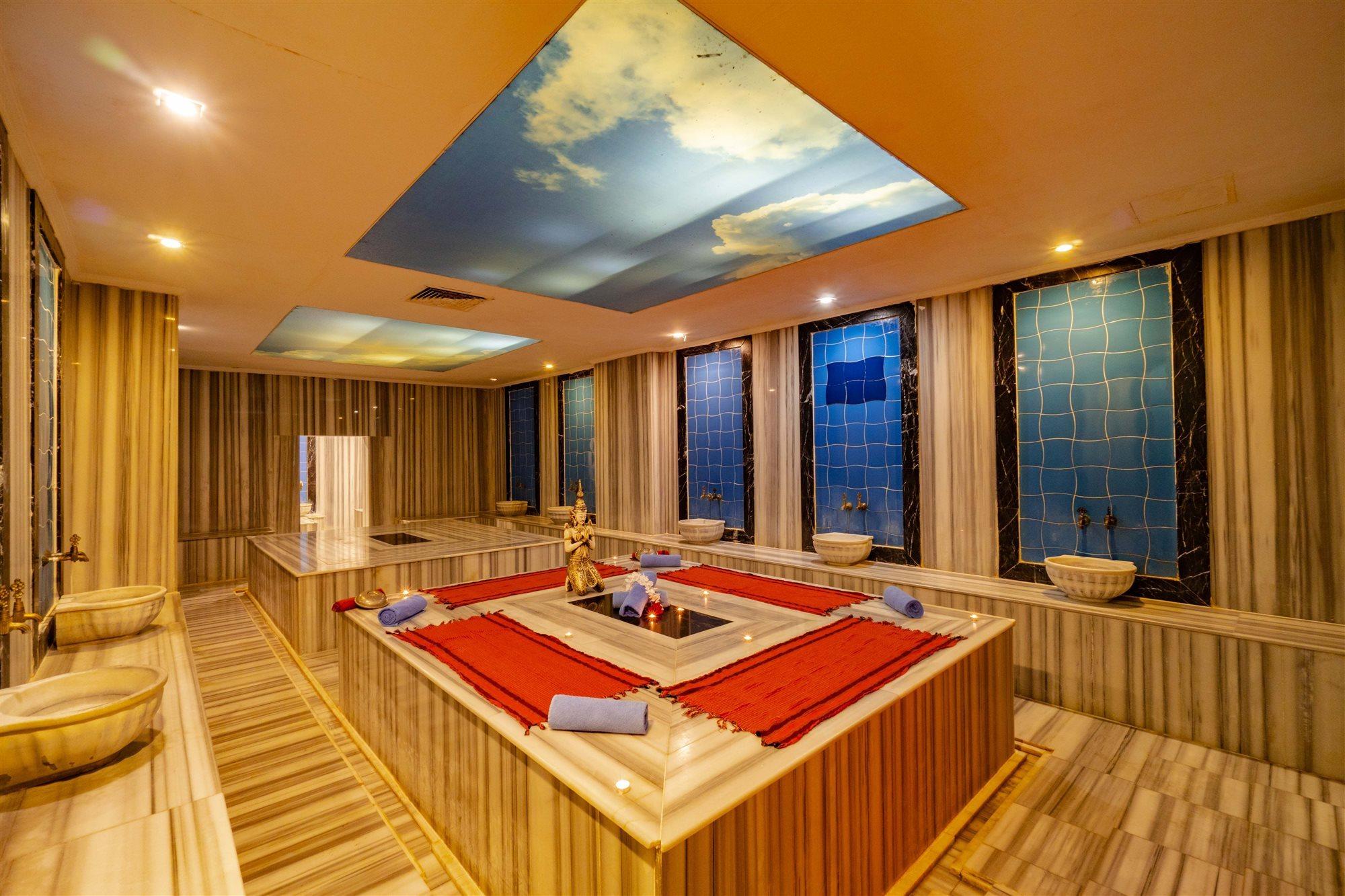 Senza The & Hotel
