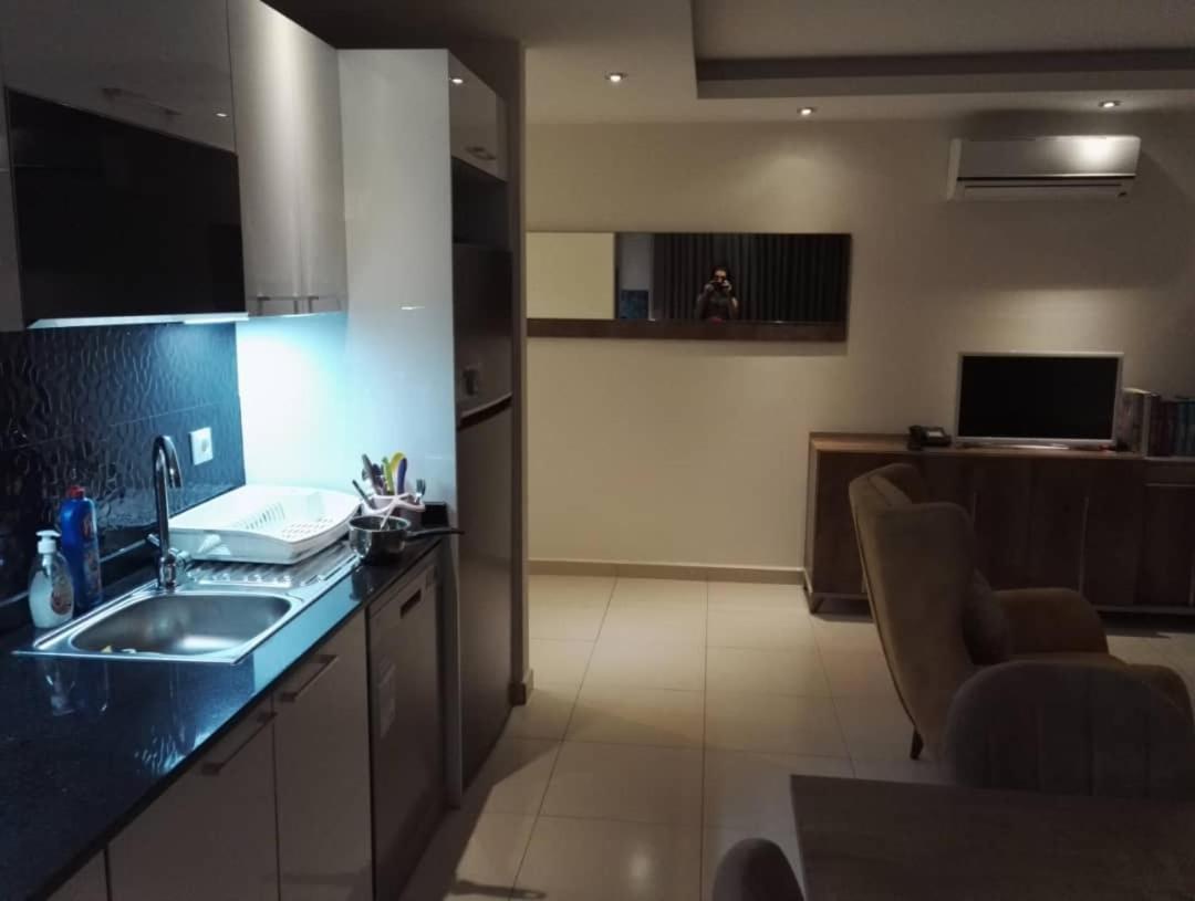 Crystal Nova Apartment *
