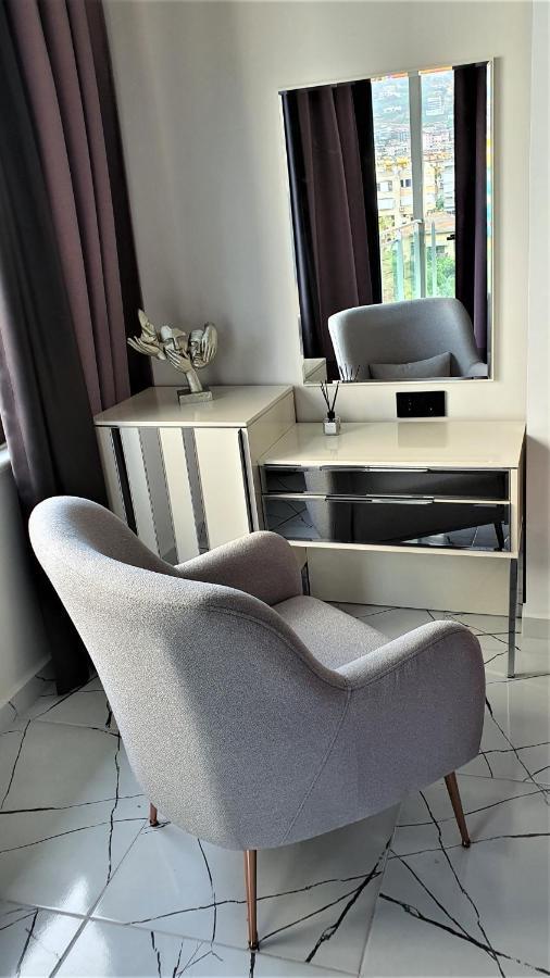 Daire Art Luxury In The Center Of