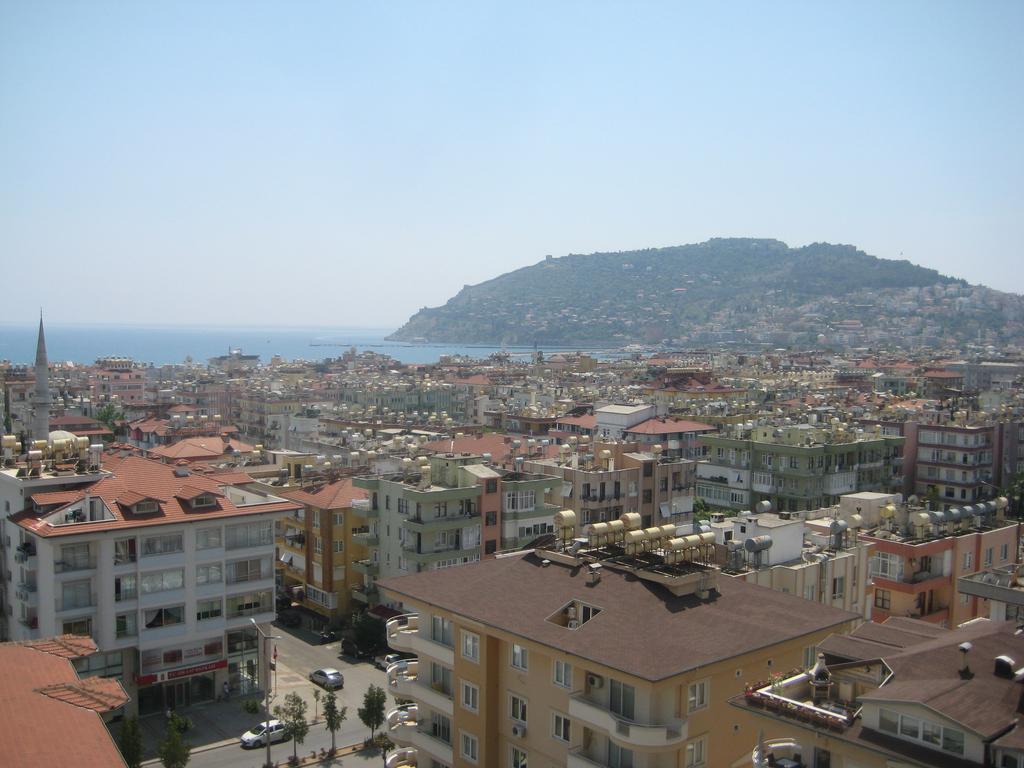 Aparthotel Okan Tower 3*