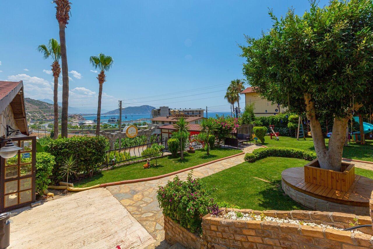 Hotel La Marina (adults Only)
