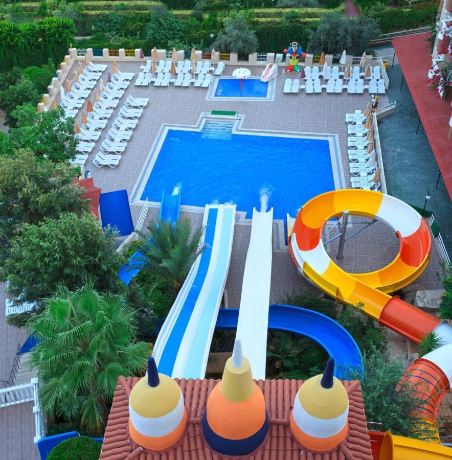 07 Group Aparthotel