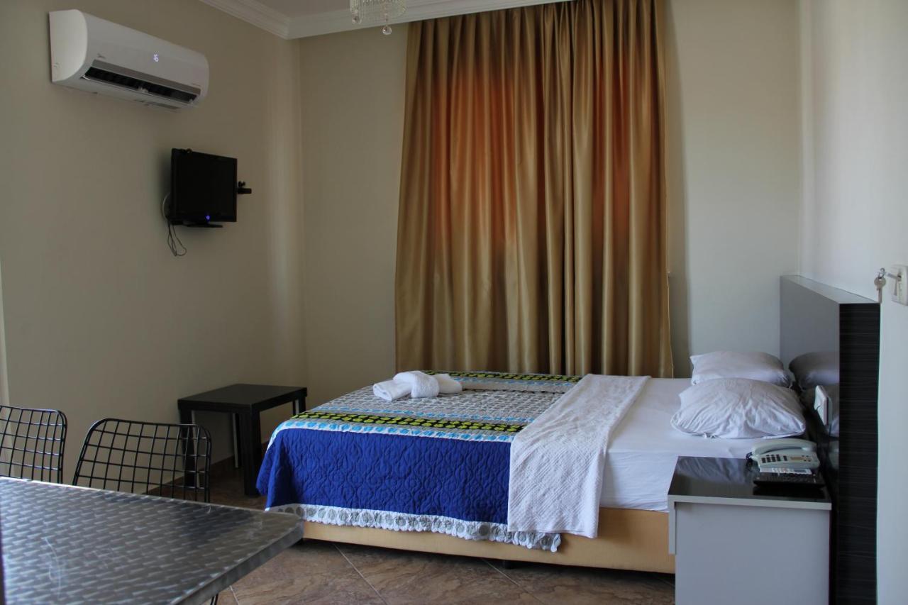 Le Moral Hotel