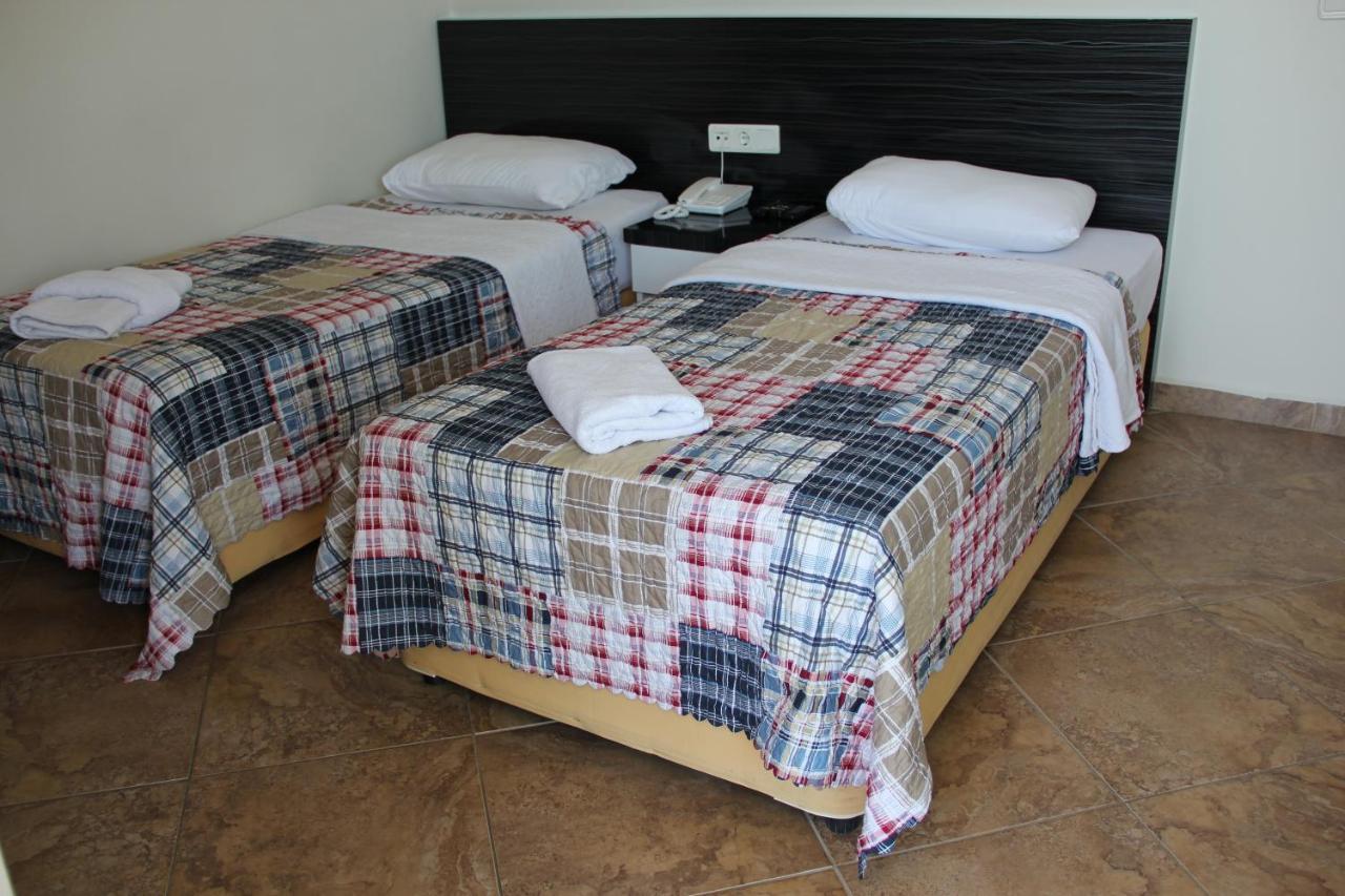 Le Moral Hotel