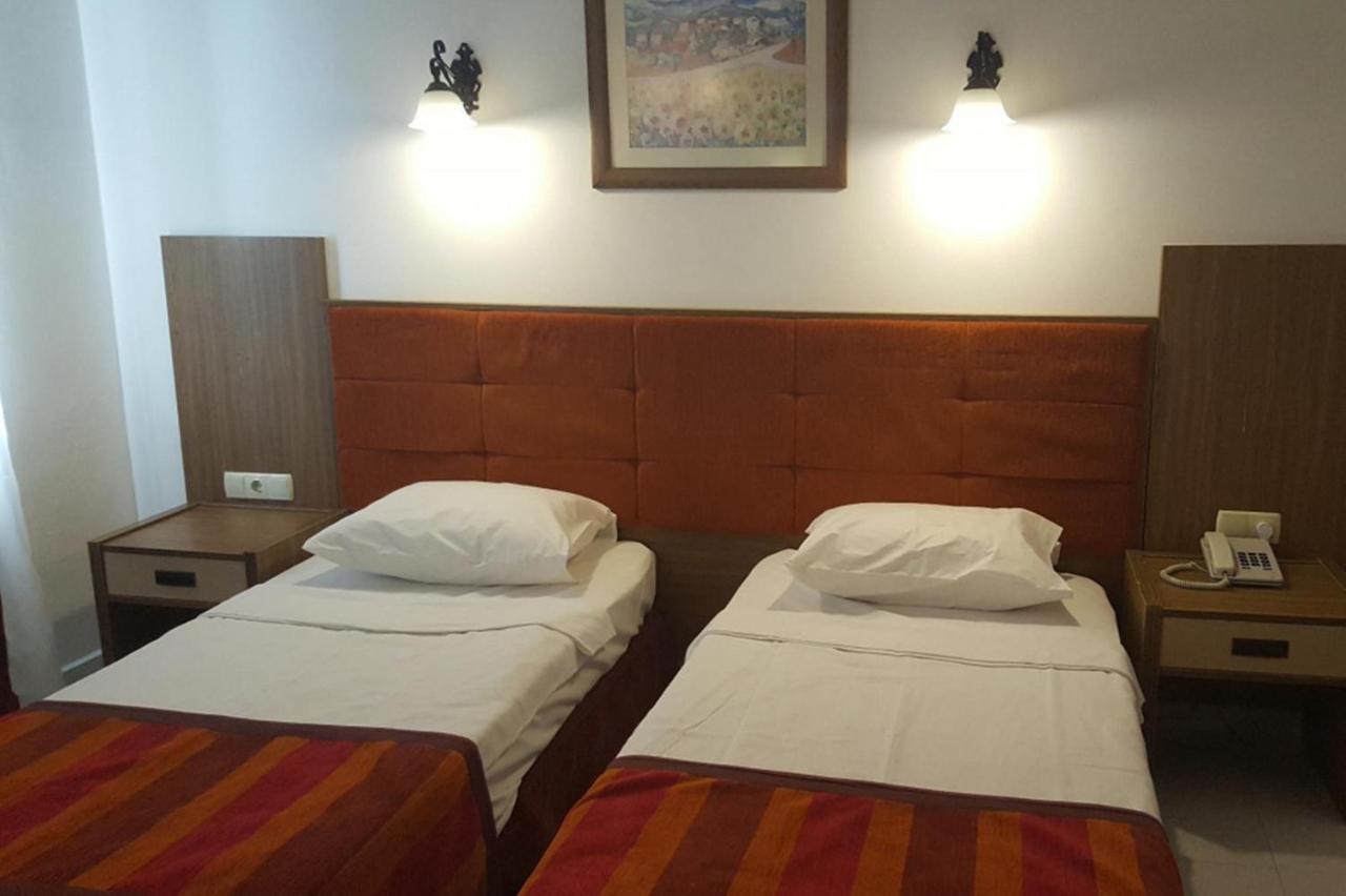 Carmen Aparthotel