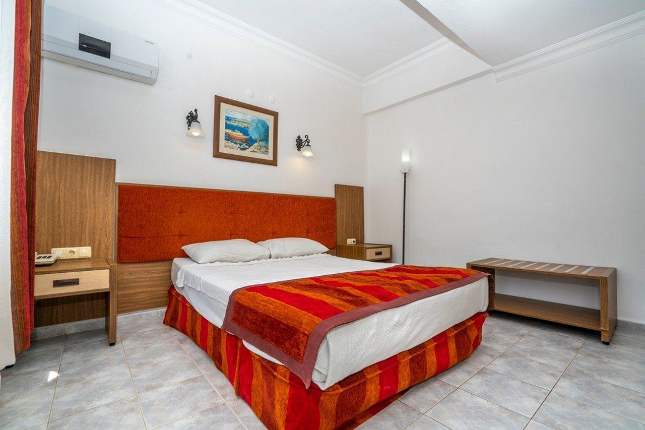 Carmen Aparthotel 3*