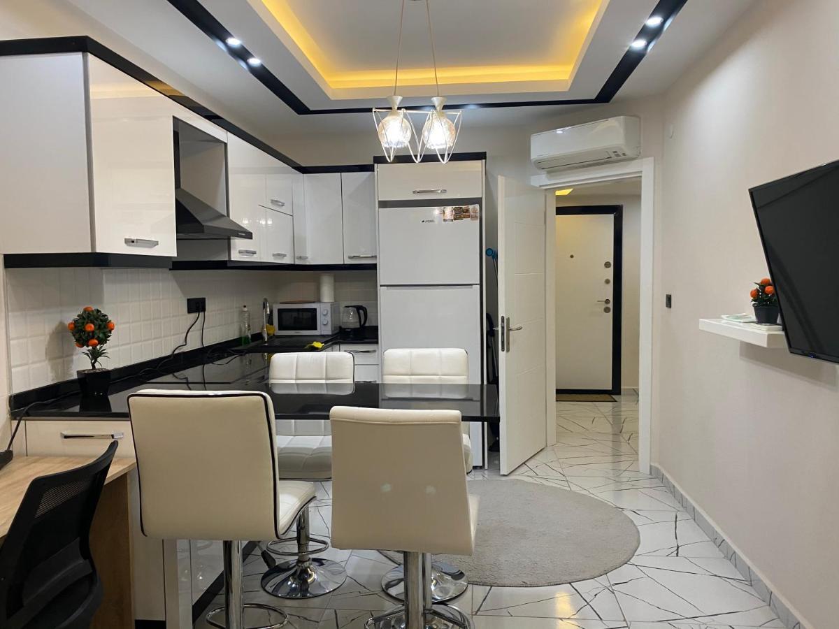 1+1 New Cozy In The Center Of Alanya. Apartamento