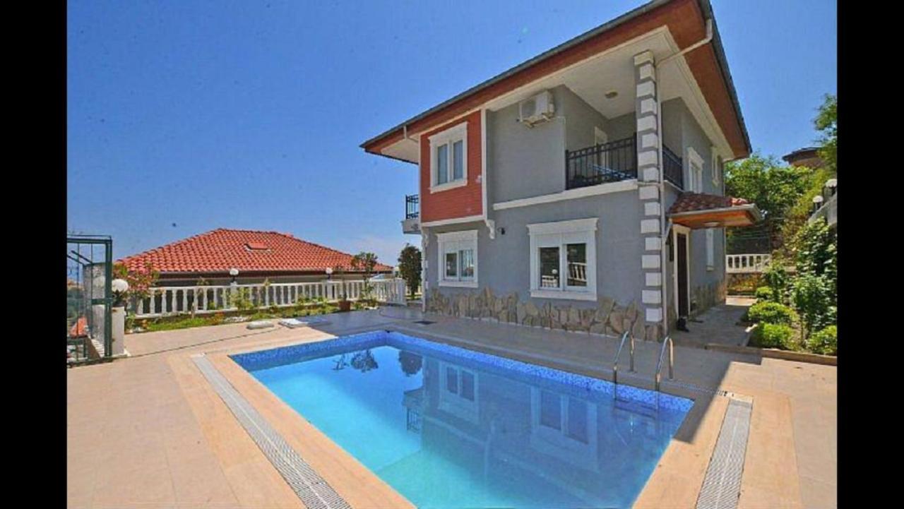 Villa Zehra Private Pool & Garden *