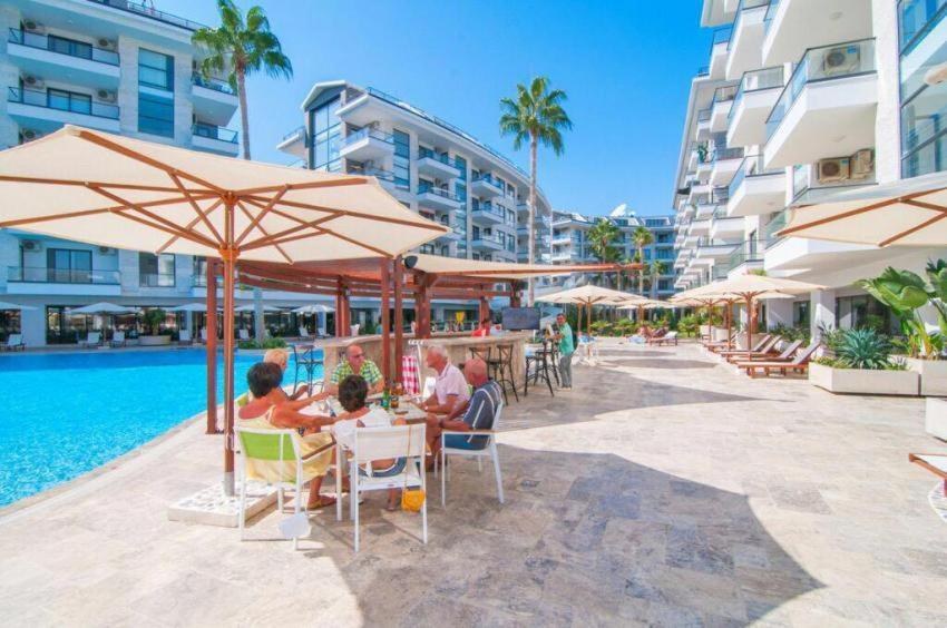 Aqua Residence Apartment