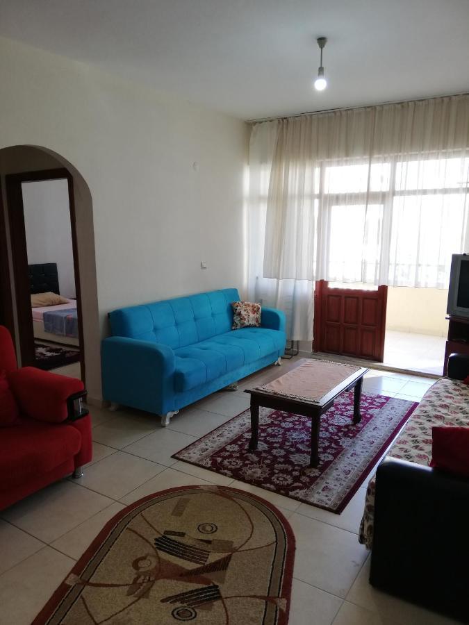 Daire Caner Sitesi Apt No:211b Blok/b Kat:2 No:5