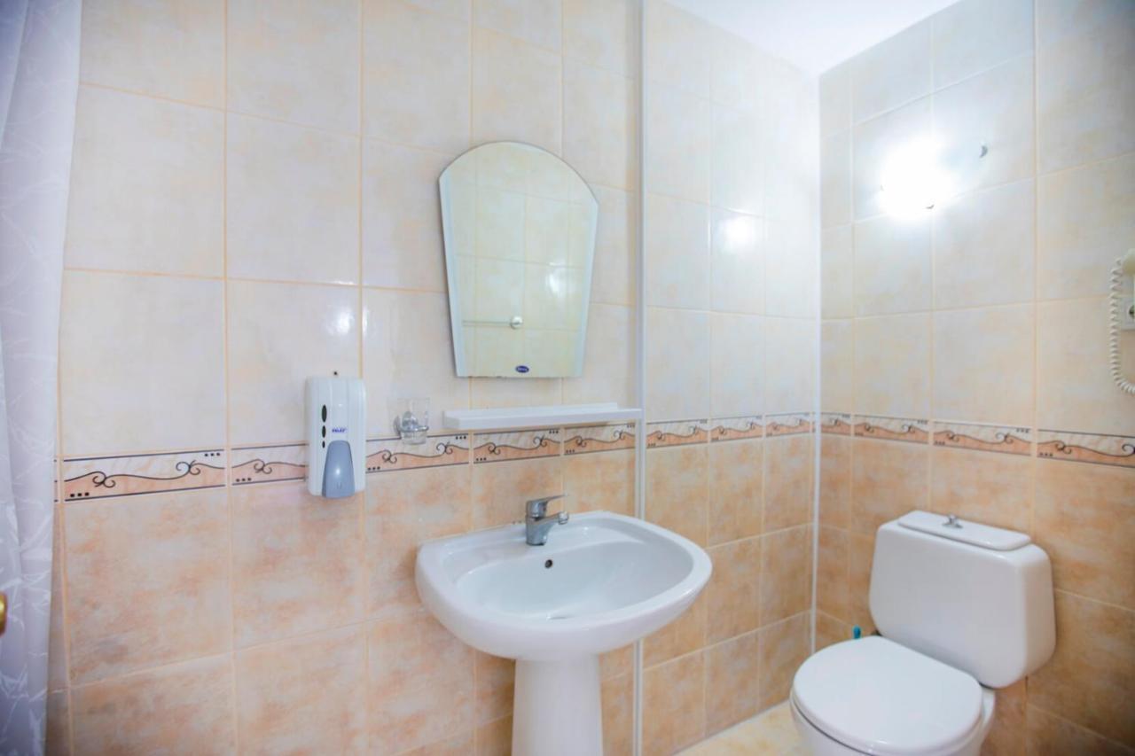 Hotel Barhan 3*