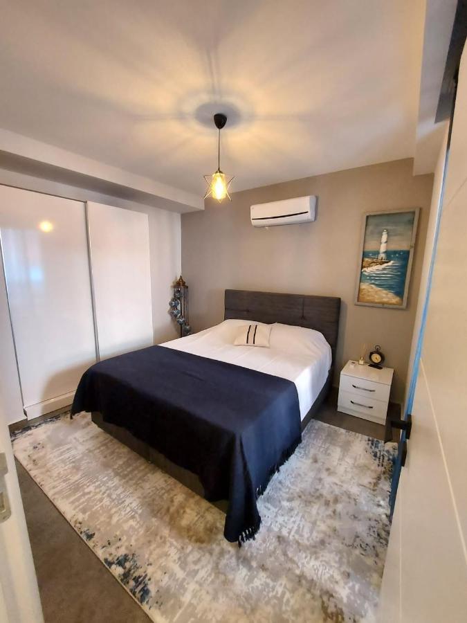 Aura Homes One Bedroom Near Cleopatra *