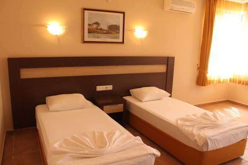 Enki Hotel