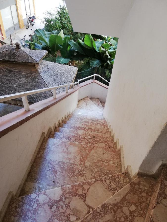 Caner Sitesi Apt No:211b Blok/b Kat:2 No:5 Daire