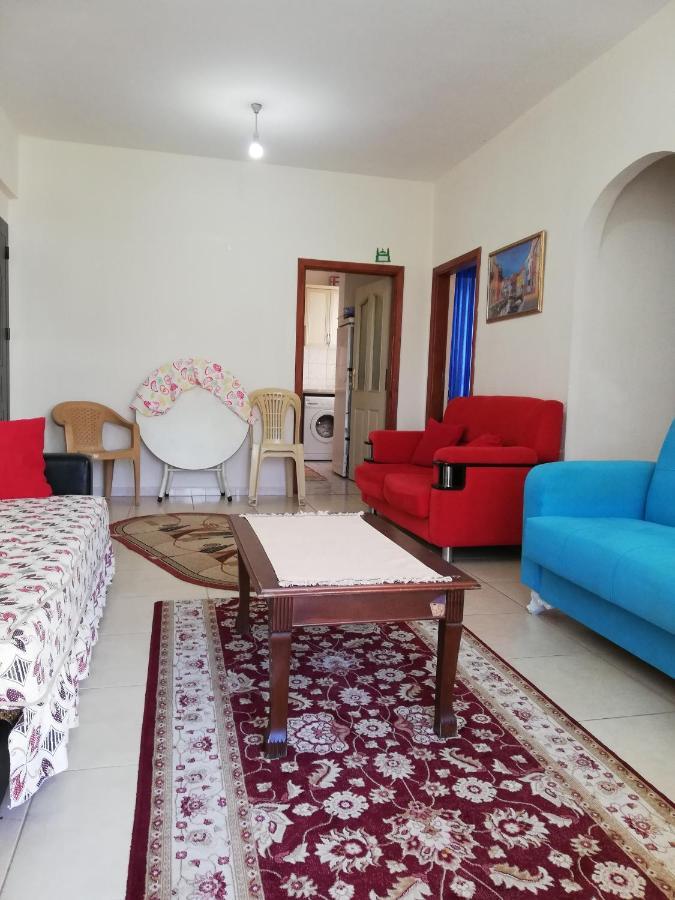 Caner Sitesi Apt No:211b Blok/b Kat:2 No:5 * Alanya