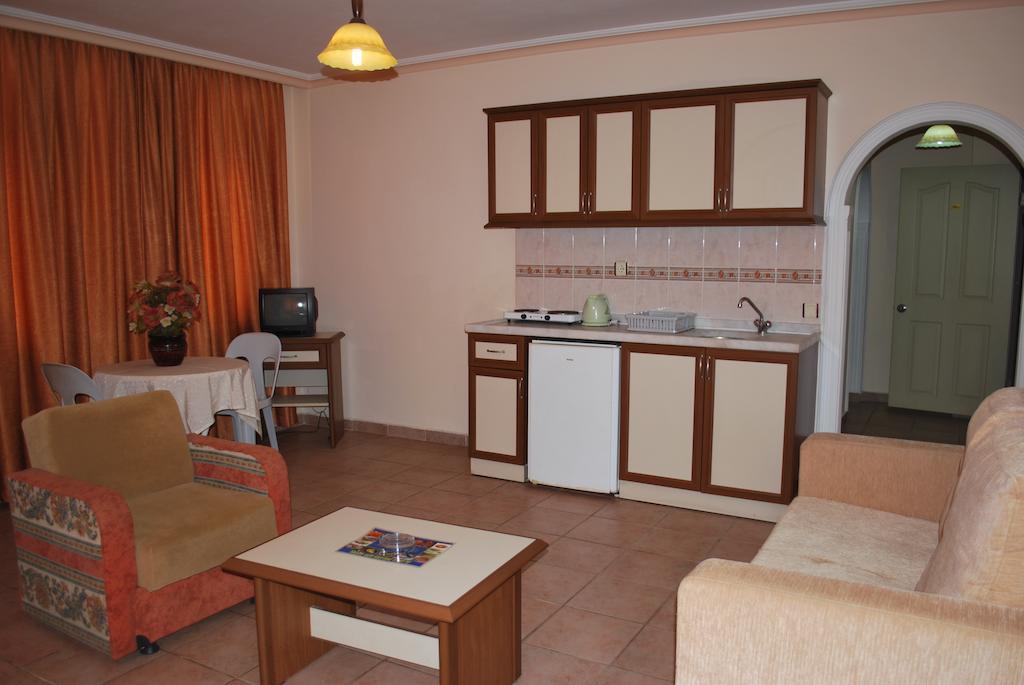 Aparthotel Dreams 2*