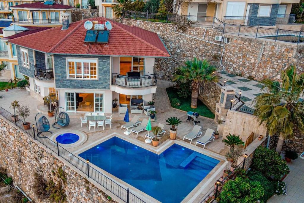 Teras Villa Alanya