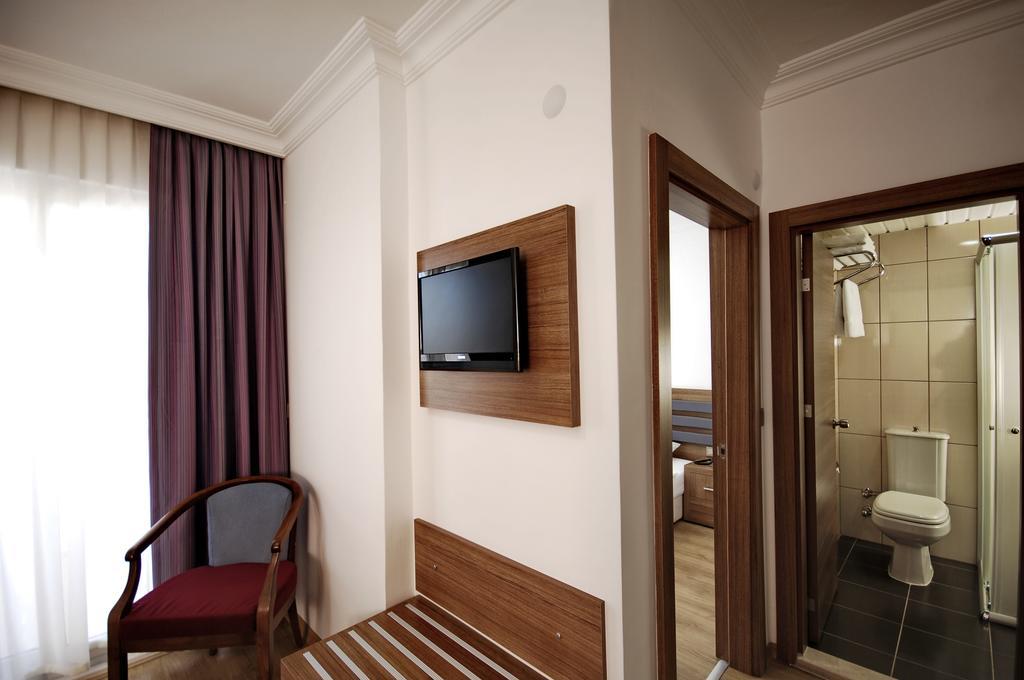 Sealine Hotel