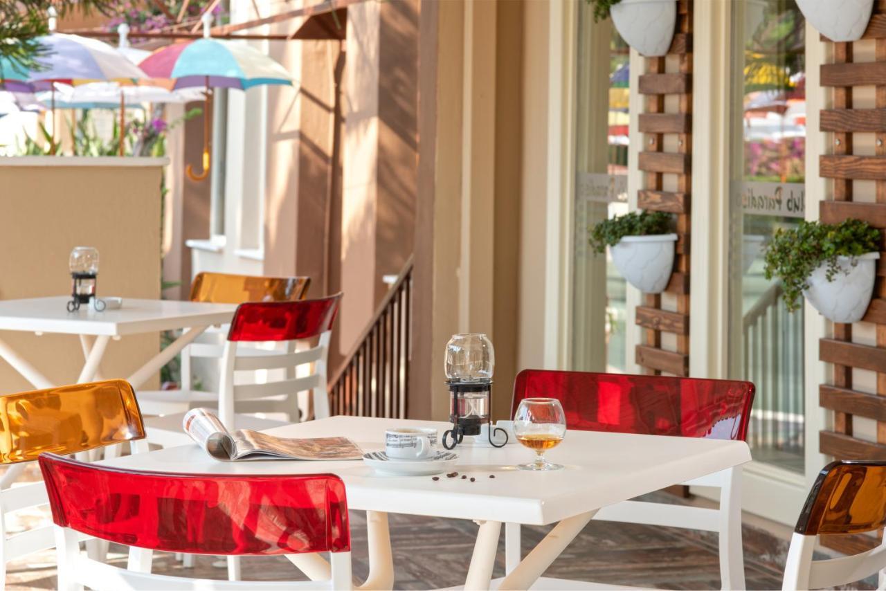 Otel Club Paradiso &