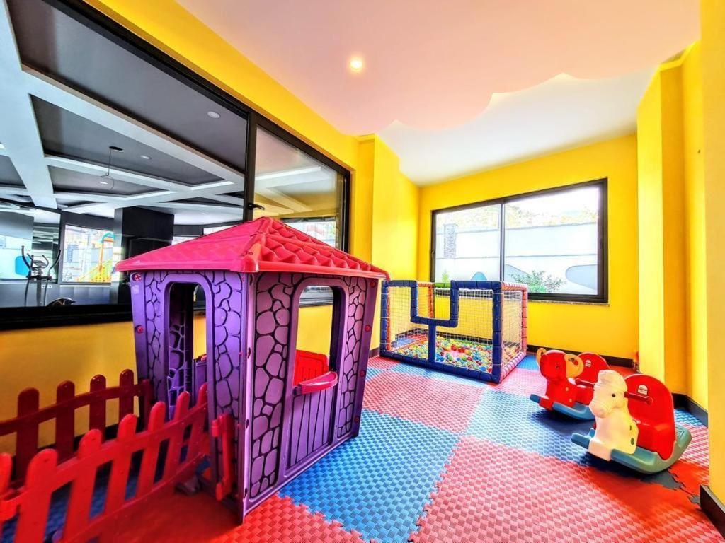Konak Cleopatra Twin Towers 2 Plus 1 Apartment *