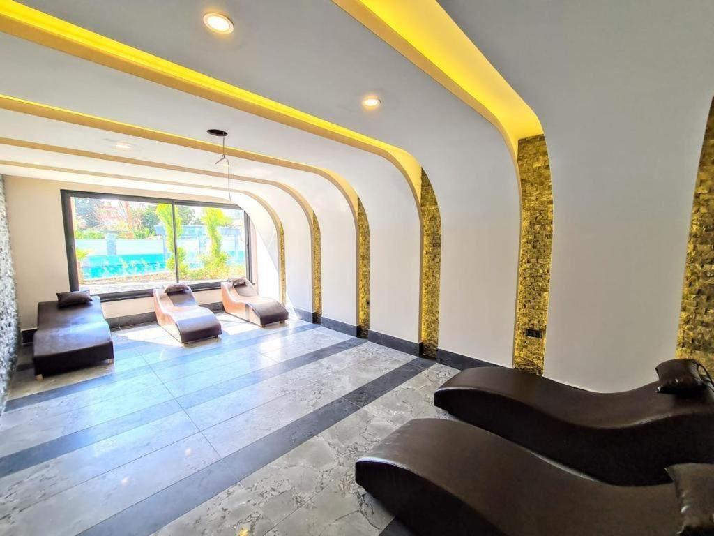 Konak Cleopatra Twin Towers 2 Plus 1 Apartment