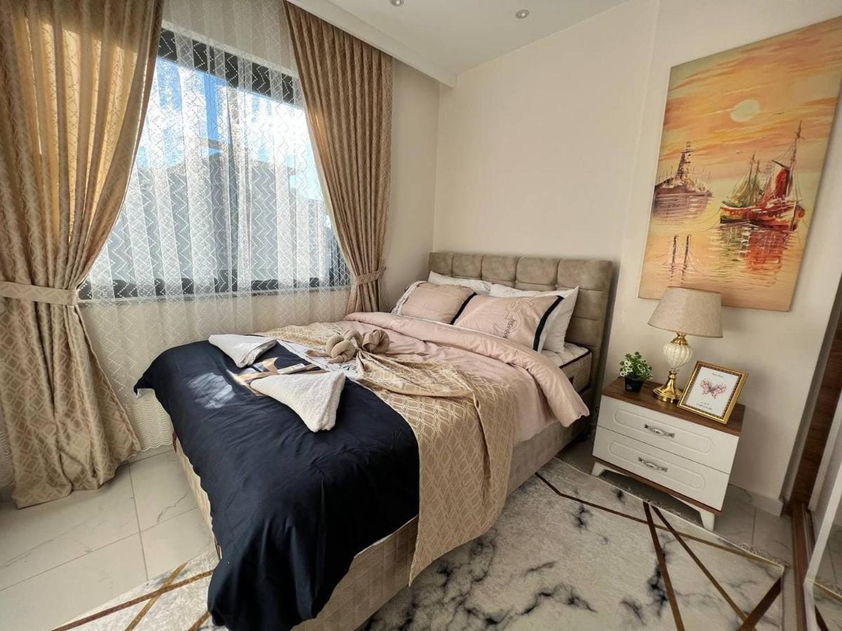 Street Oba Apartment *