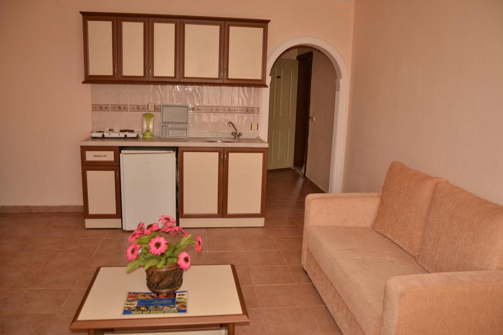 Aparthotel Dreams 2*