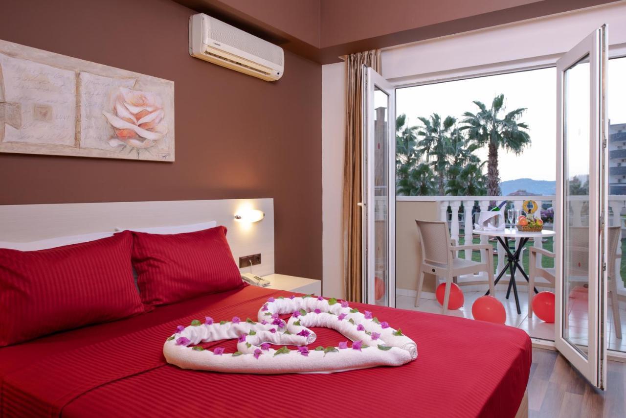 Club Paradiso & Otel