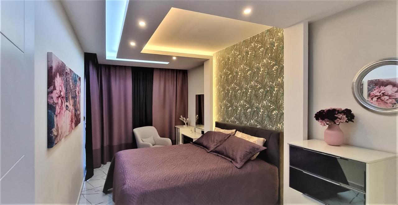 Art Luxury In The Center Of *
