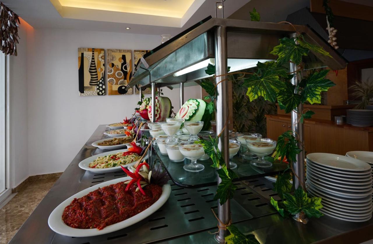 Bora Bora Butik Hotel 3*