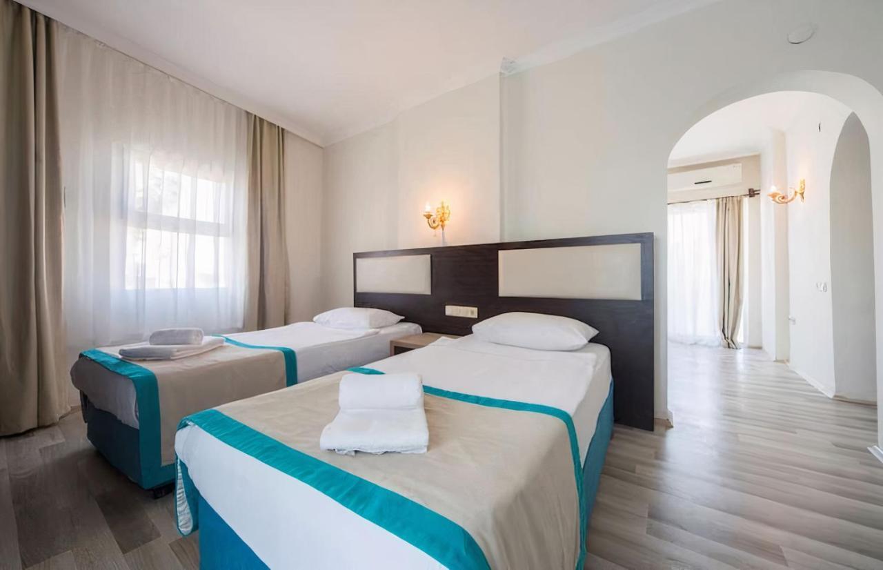 Grand Juno Beach Hotel Hotel