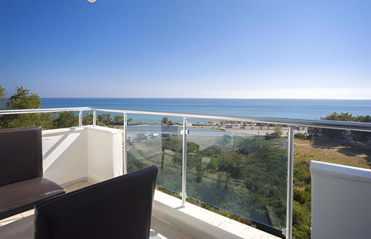 Grand Juno Beach Hotel Hotel