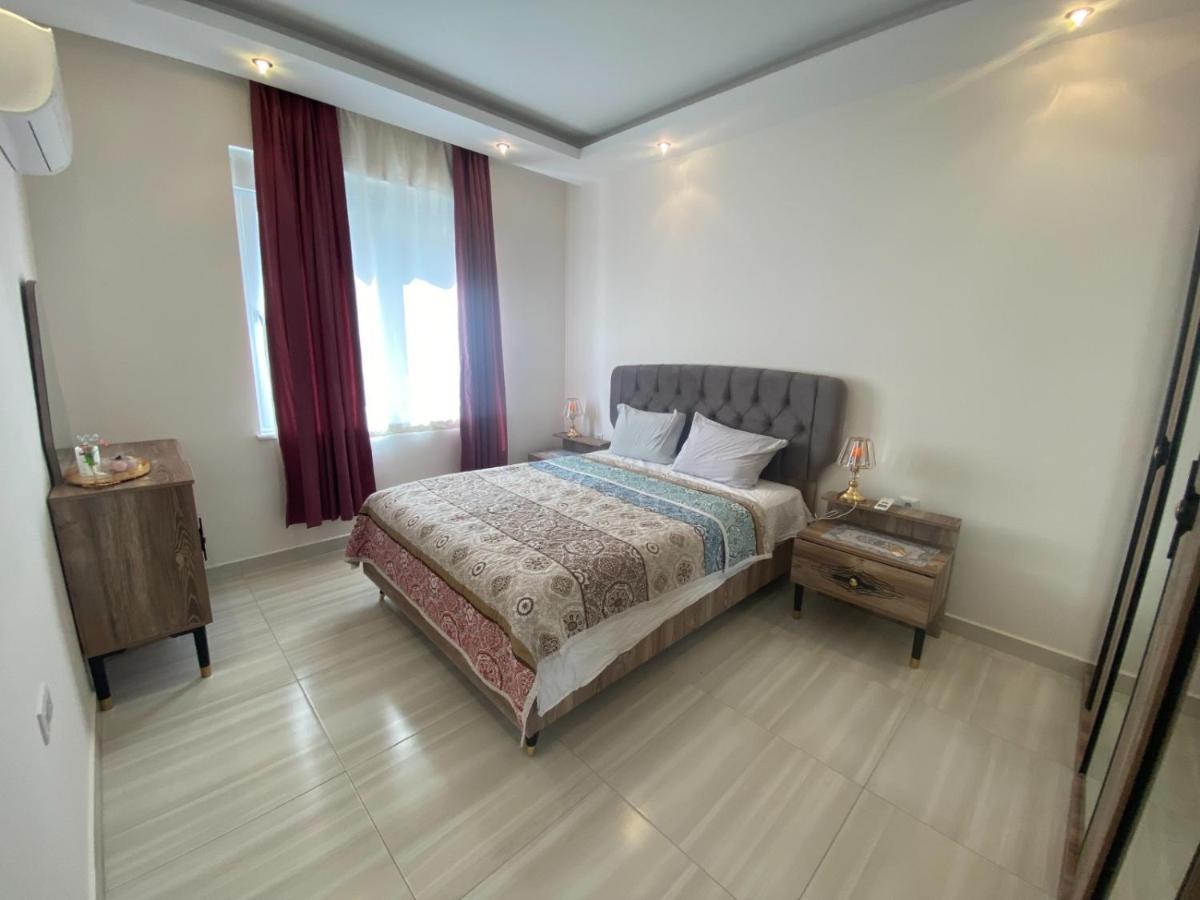 Sky Hill Alaiye Appartement