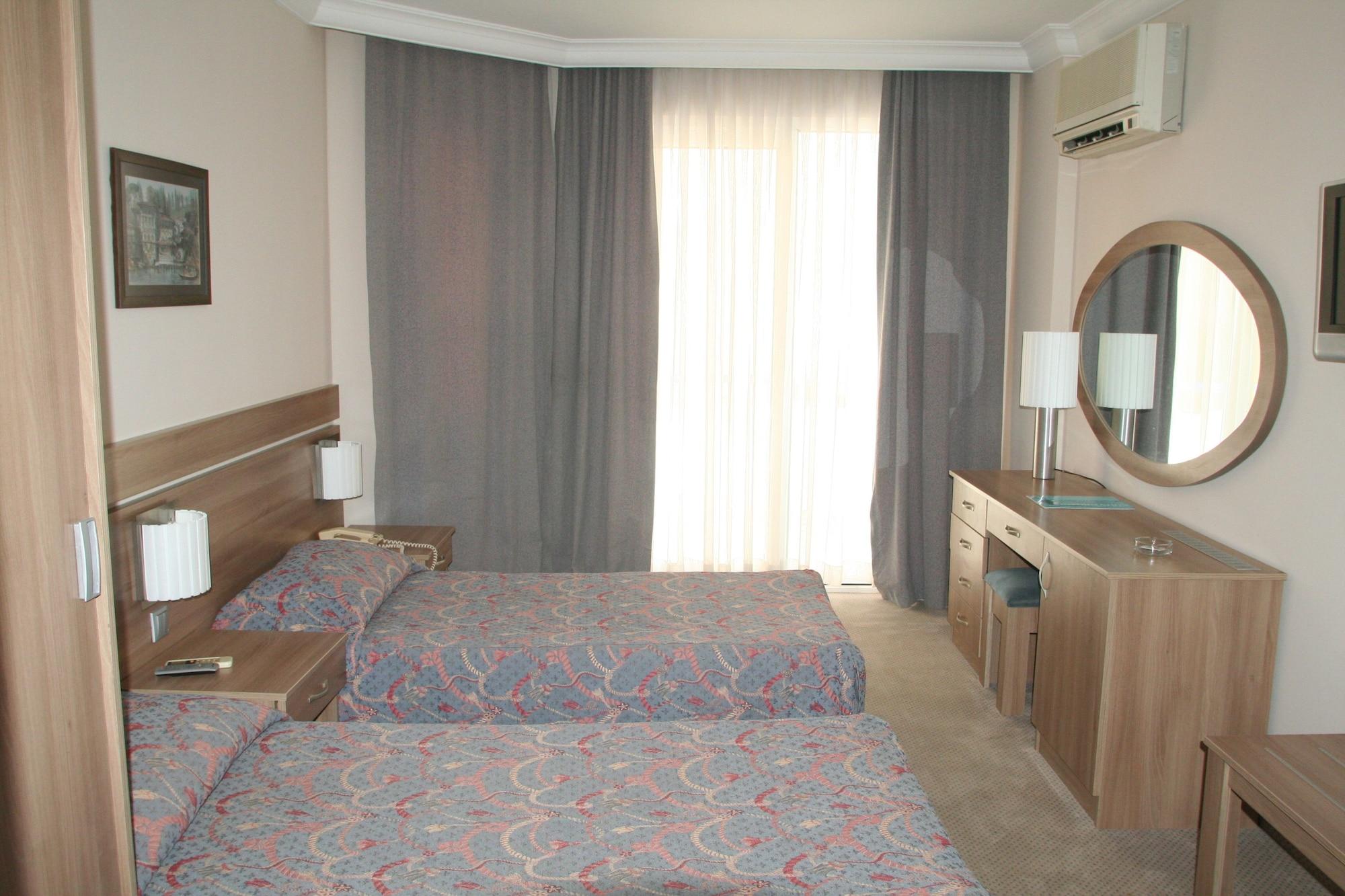 Elysee Alanya