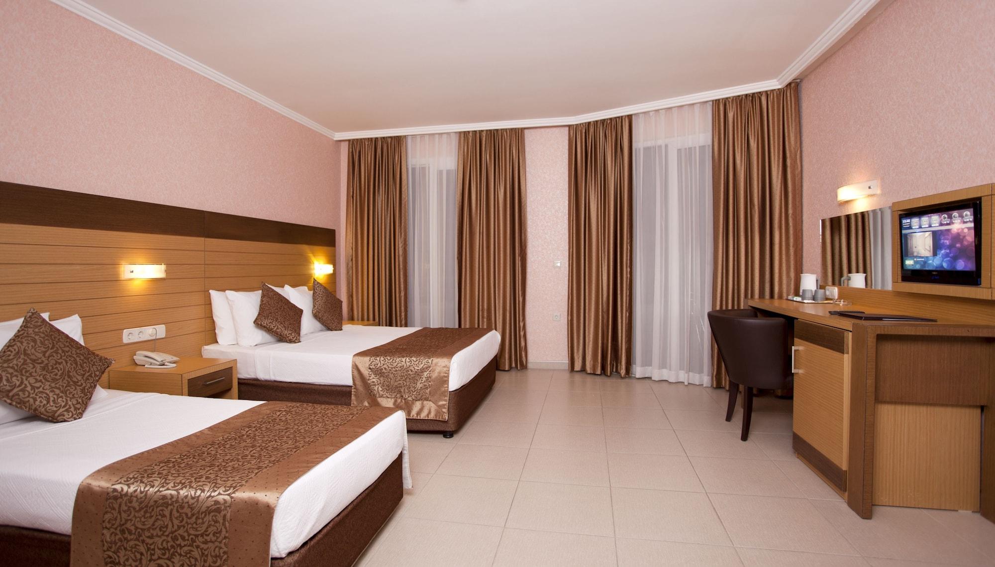 Hotel Remi 4*