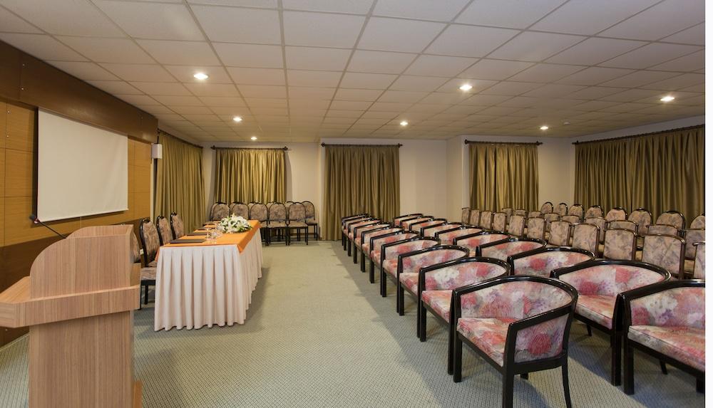 Hotel Remi 4*