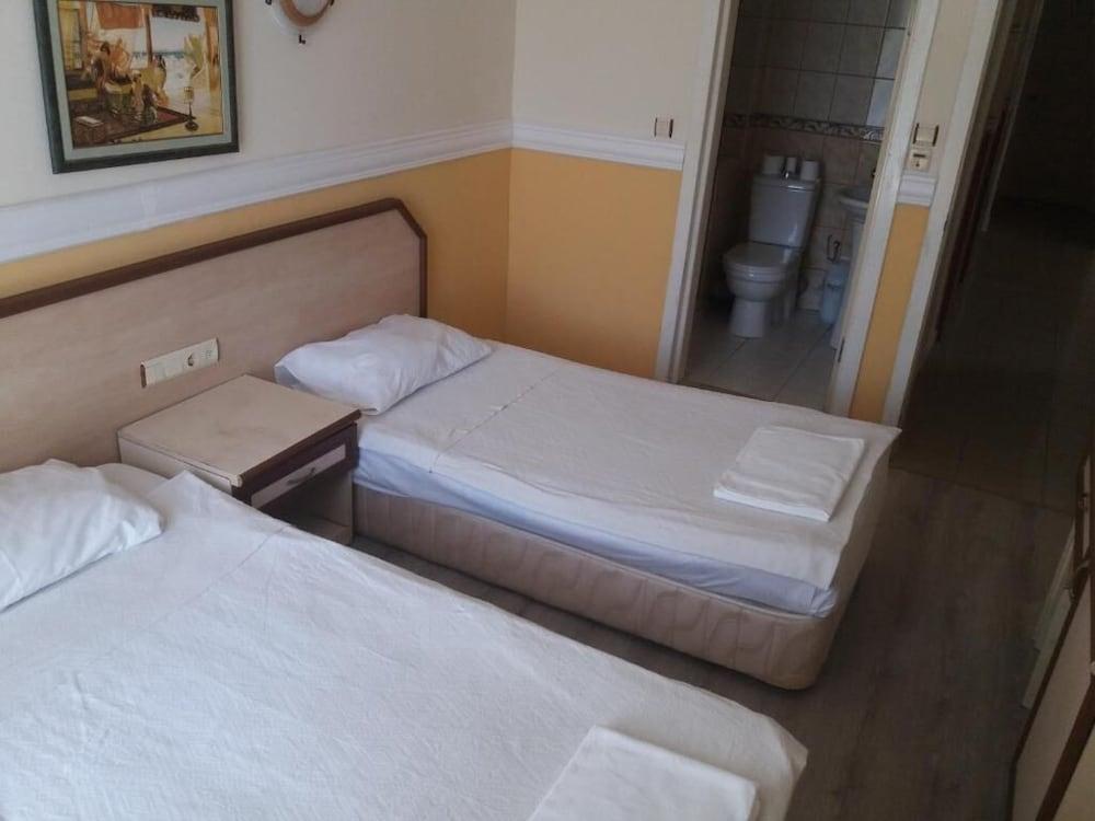 Kleopatra Develi Otel 2*