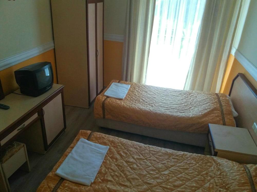 Otel Kleopatra Develi Alanya