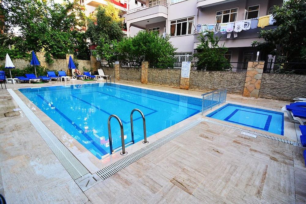 Arsi Sweet Aparthotel