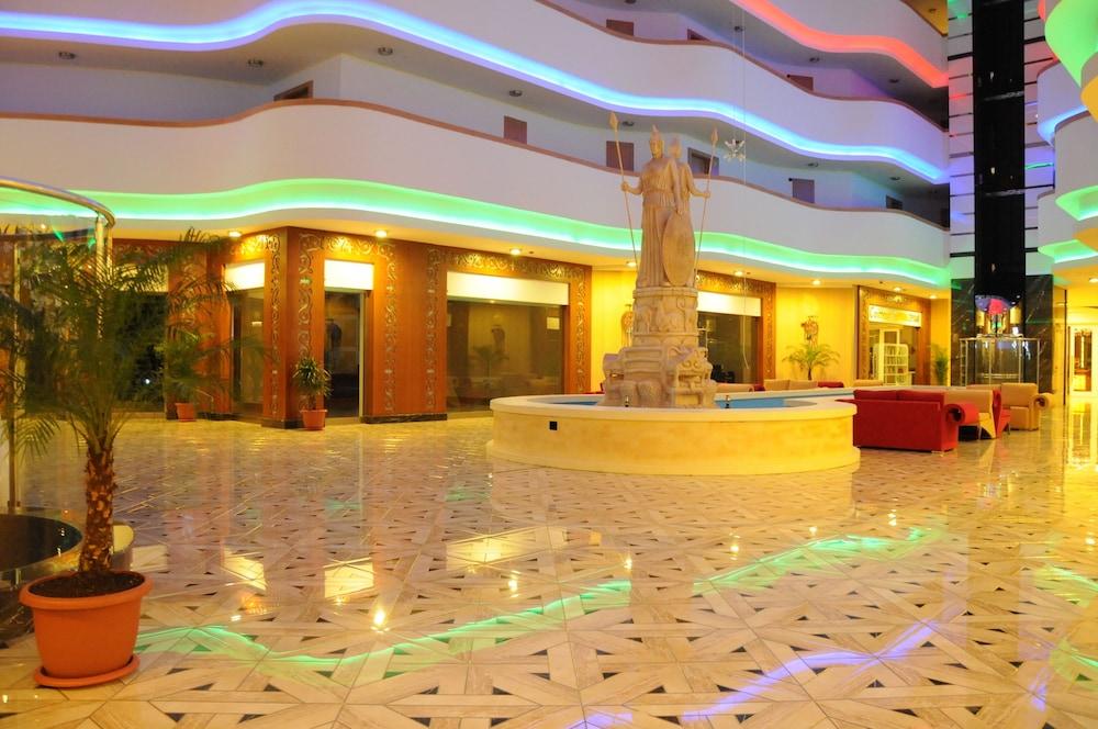 Azura Park Tourism Complex *