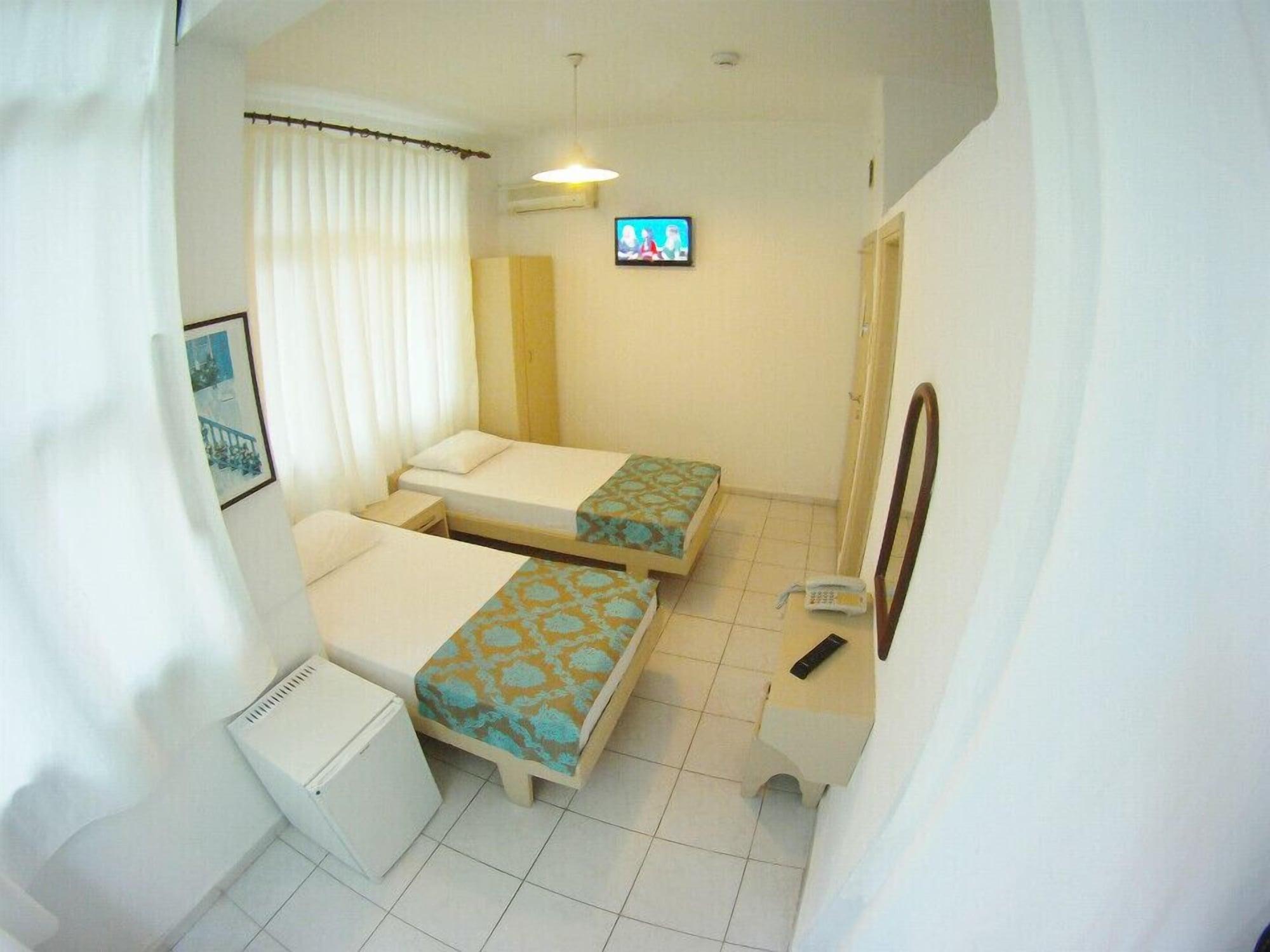 Kleopatra Carina 2* Alanya