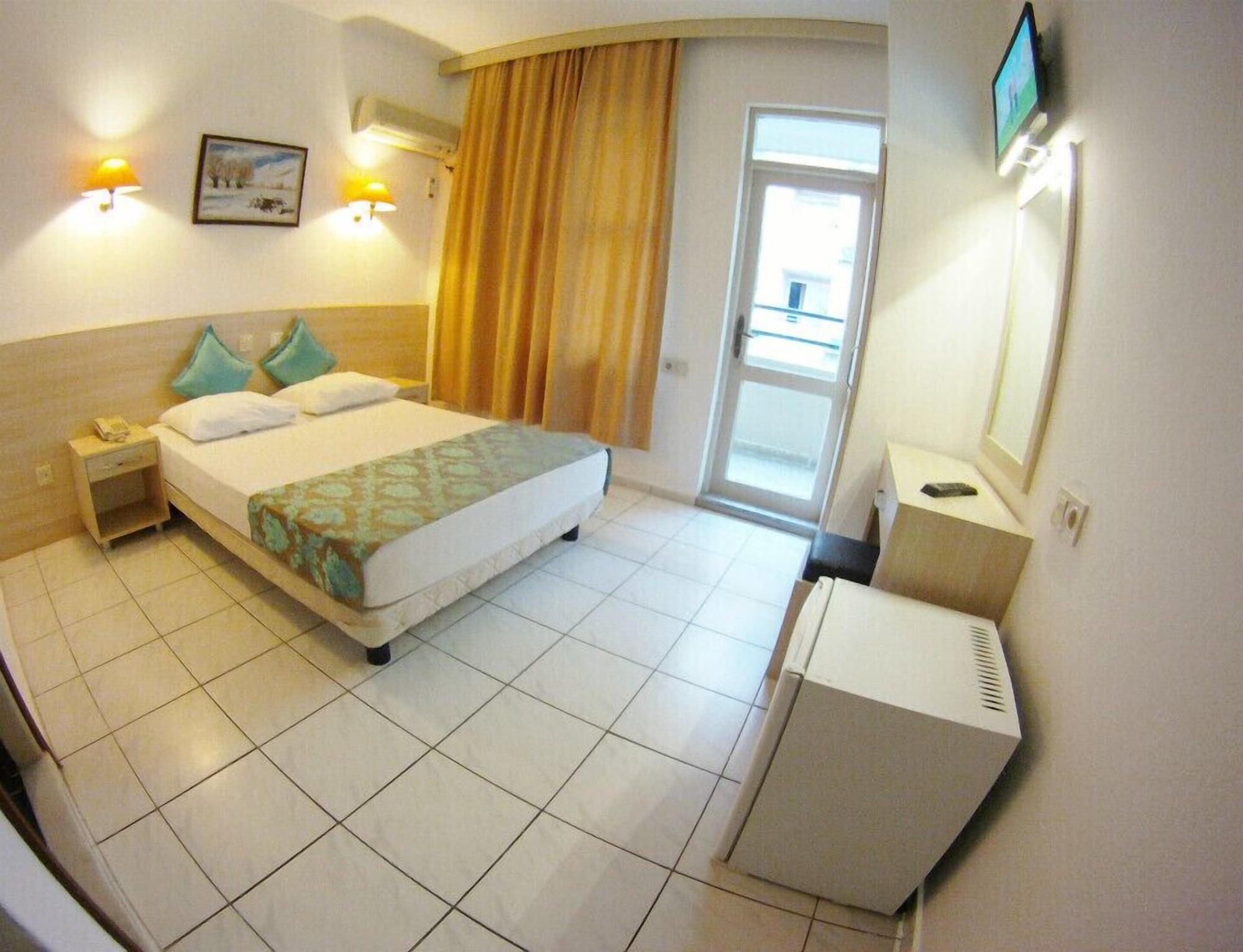 Hotel Kleopatra Carina