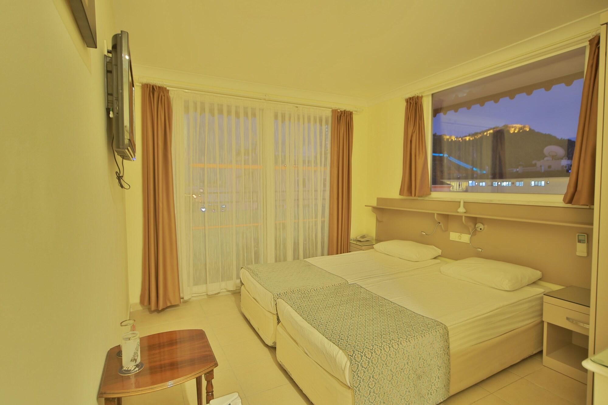 Gallion Hotel 2*