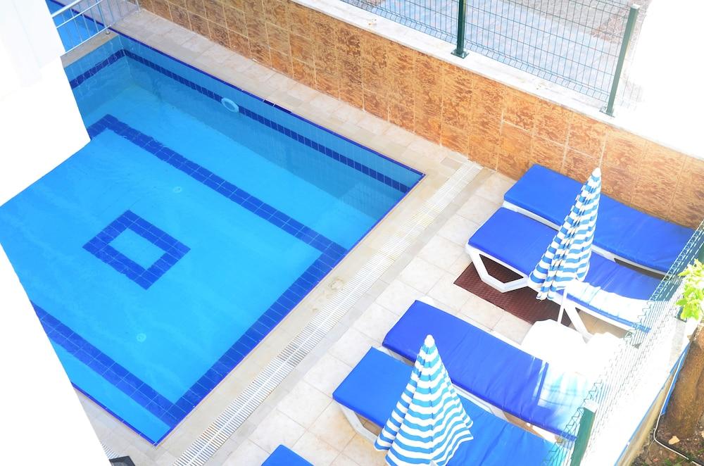 Doris Aytur Hotel