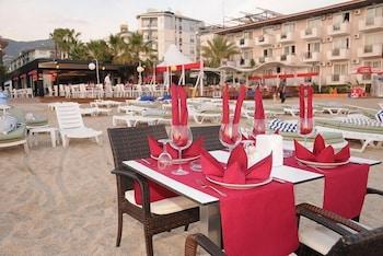 Aparthotel Delfino 3*