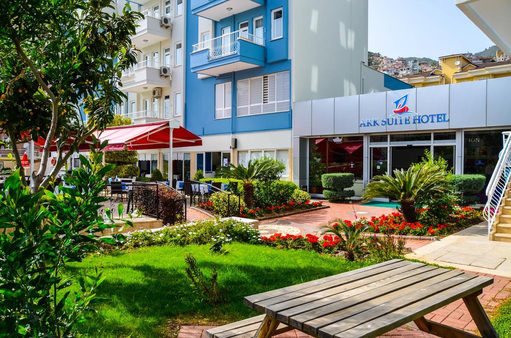 Ark And Alanya