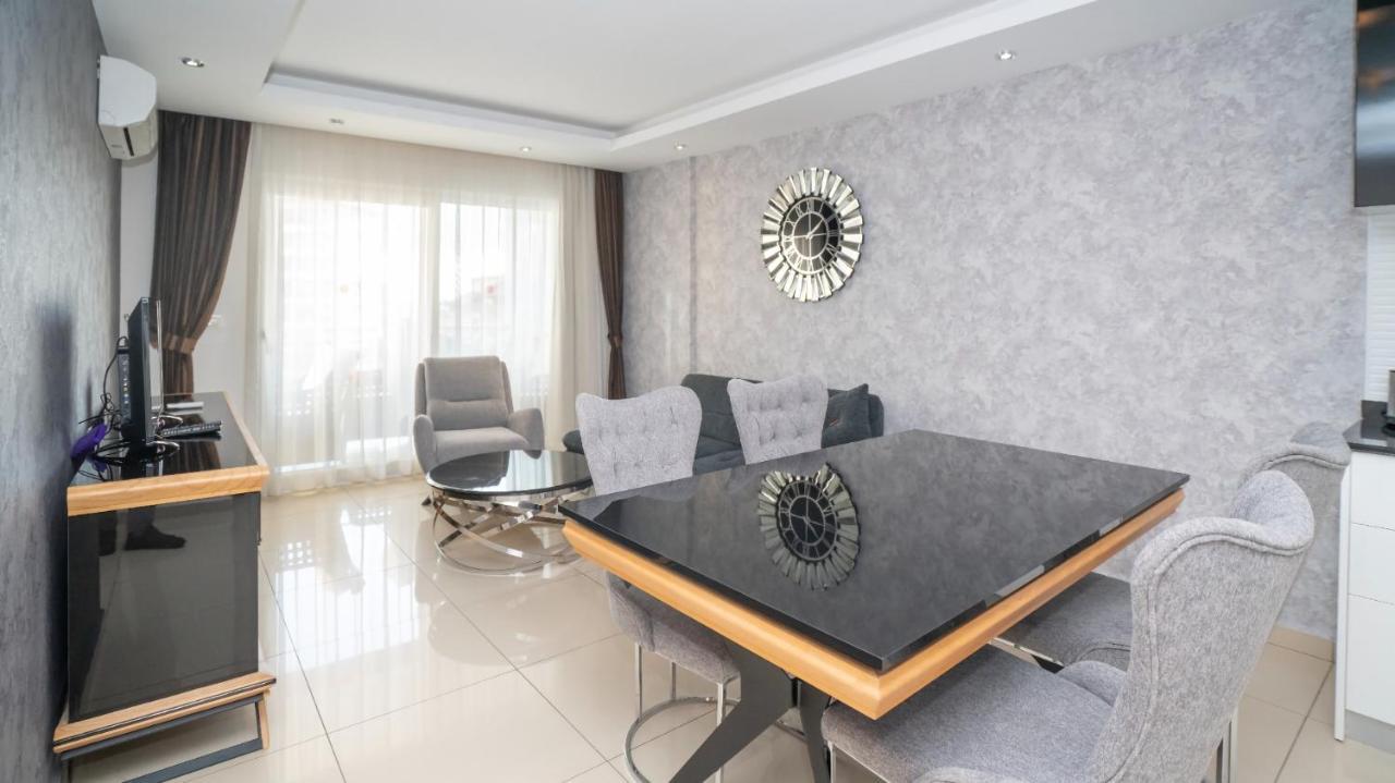 Crystal Tower Apartment