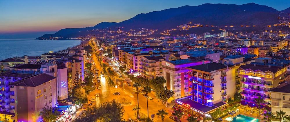 Kleopatra Blue Hawai Otel 3*