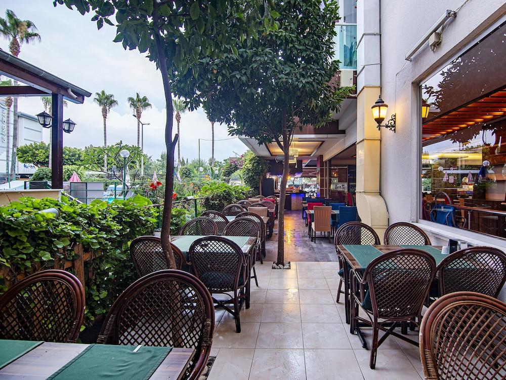 Kleopatra Blue Hawai Otel